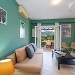 בית נופש Cinema Themed House In *