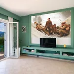 Cinema Themed House In * ארגוסטולי
