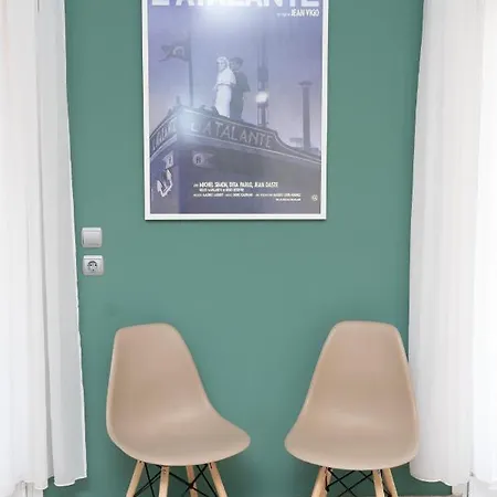 Vakantiehuis Cinema Themed House In
